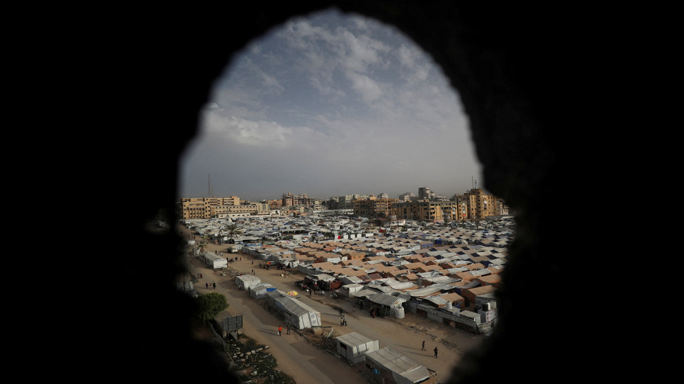  الاحتلال يفرض النزوح القسري على أهالي غزة
