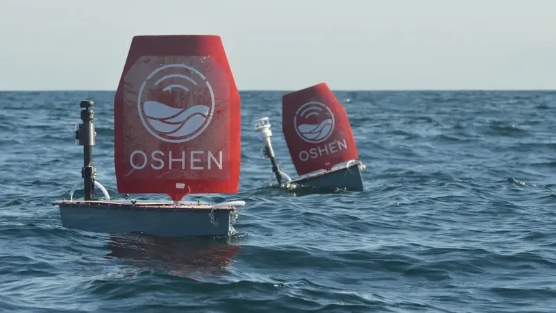 شركة ناشئة تطور أول روبوت بحري يجمع بيانات من قلب الأعاصير