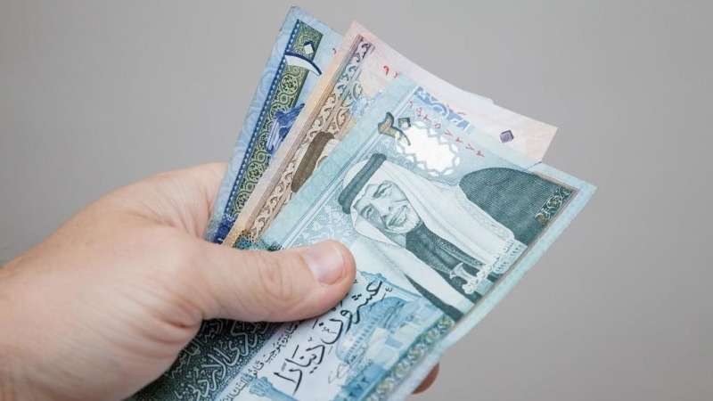 بدء صرف مستحقات ورديات طلبة المنح والقروض