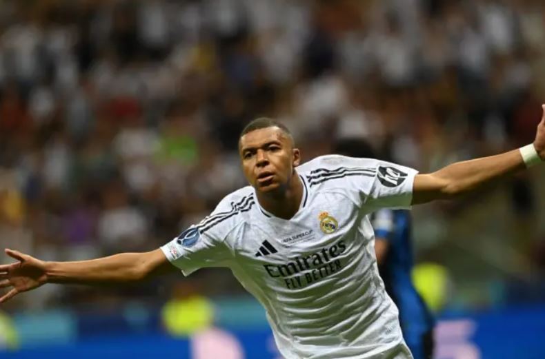 مبابي يحرم ماستانتونو من أمنيته الأولى مع ريال مدريد