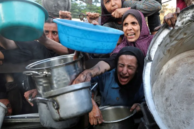سكان غزة يموتون جوعا - صور