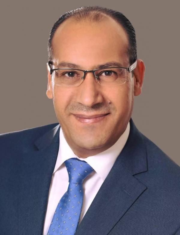 موظفو المكتبة الوطنية يهنئون الضرابعة