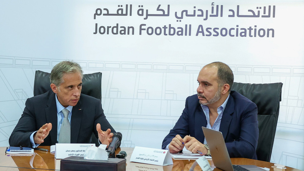 الأمير علي يترأس اجتماعاً للاتحاد استضاف خلاله رئيس الوزراء