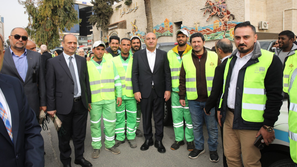 إطلاق حملة "طريق نظيف" للحد من الإلقاء العشوائي للنفايات