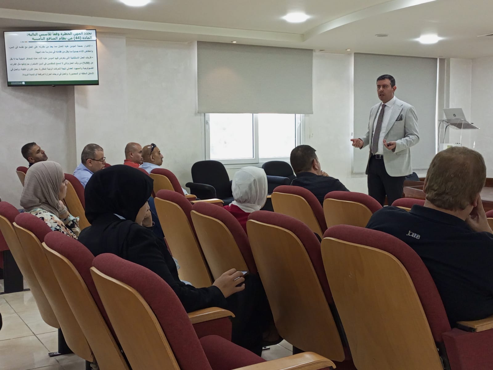الضمان تنظم ورشة عمل لضباط ارتباط المنشآت حول المهن الخطرة