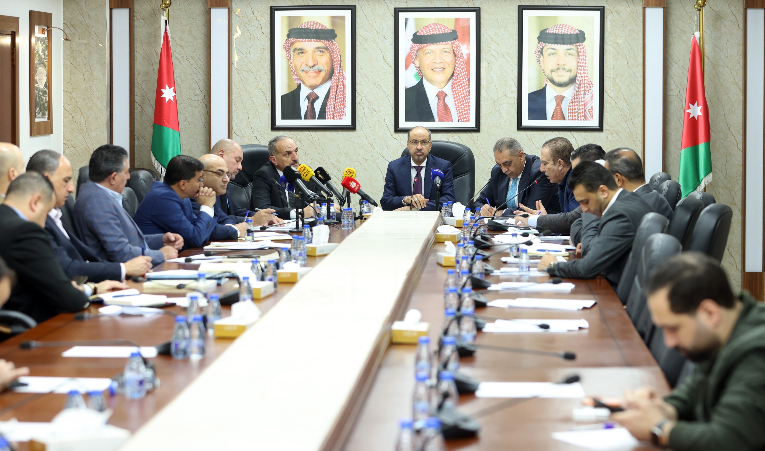 سليحات : دعم موازنة "الشؤون البرلمانية" ضروري لـ "إنضاج التجربة الحزبية" في مرحلة الأداء