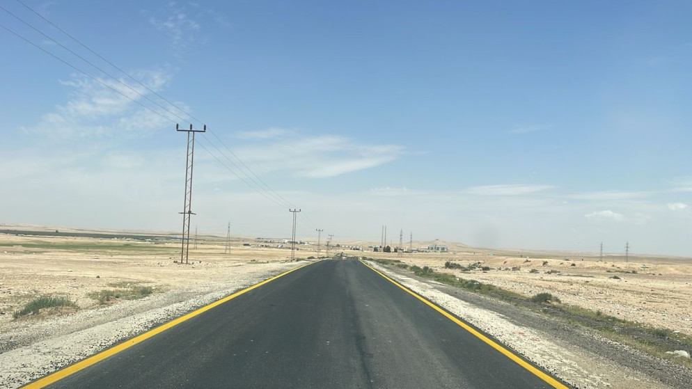 وزارة الأشغال تُنهي مشروع تأهيل طريق مدخل أم الرصاص قبل موعده المحدد 