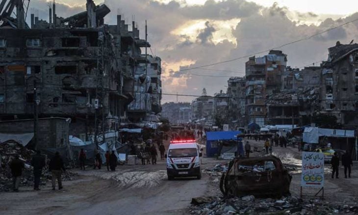 بين المطر والاستهداف ..  4 مصابين فلسطينيين بقصف إسرائيلي شمال غزة