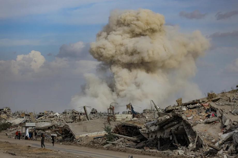  الاحتلال يواصل خروقاته في غزة ..  قصفٌ جويٌّ ومدفعيٌّ