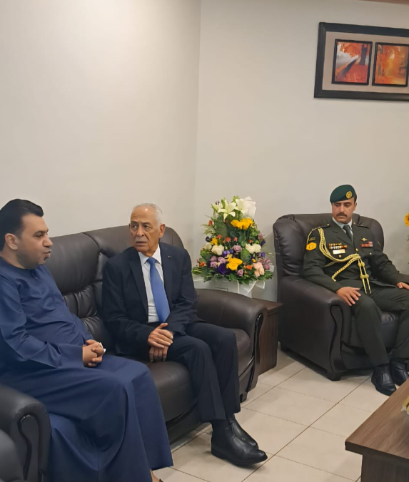 الملك وولي العهد يطمئنان على صحة النائب سليمان السعود 