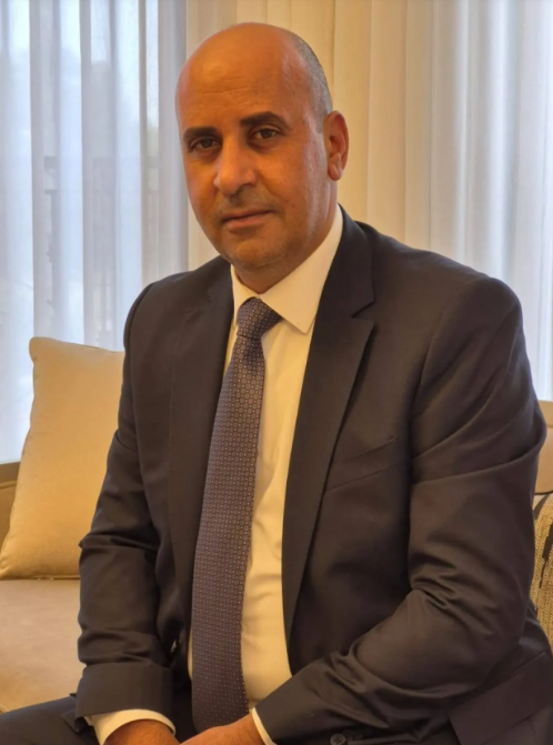 عبدالرحمن أمين الرهايفه  ..  مبارك شهادة الماجستير