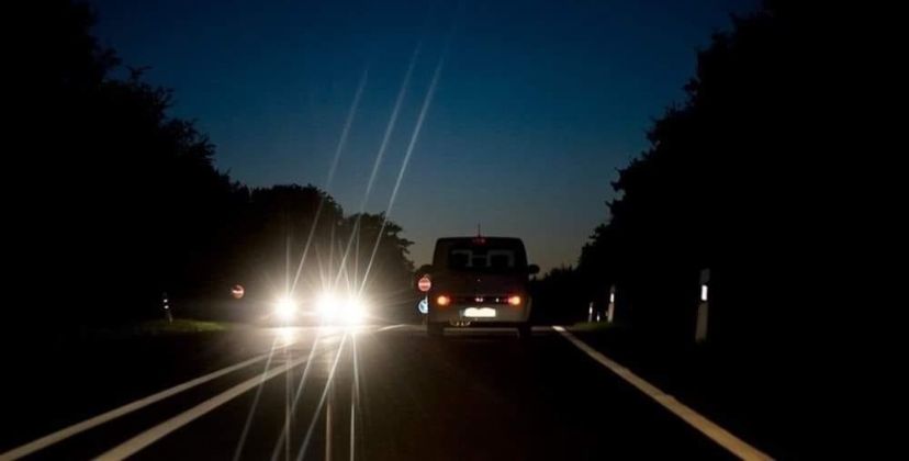 " شارع الـ 100 " يغرق في العتمة: لماذا تغيب الإنارة عن شريان حيوي؟