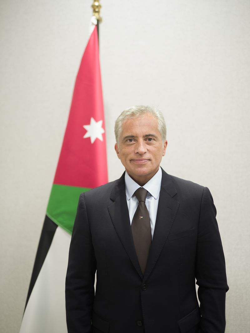 رئيس الوزراء يؤكد لنظيره القطري رفض الأردن وإدانته الشديدة للعدوان الإسرائيلي