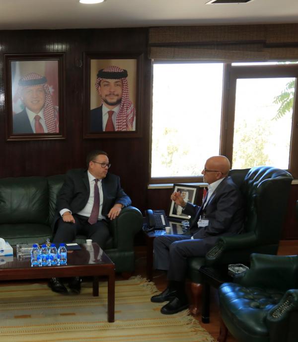 أبو السعود يستقبل نائب السفير الأمريكي لدى المملكة