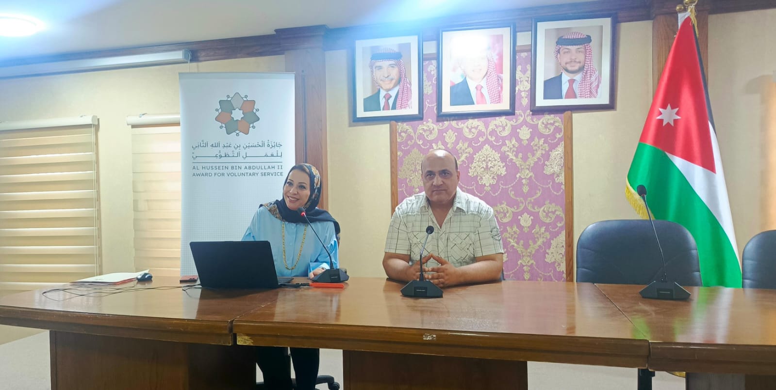جلسة تعريفية بجائزة الحسين بن عبد الله الثاني للعمل التطوعي للعاملين في مديرية ثقافة الزرقاء