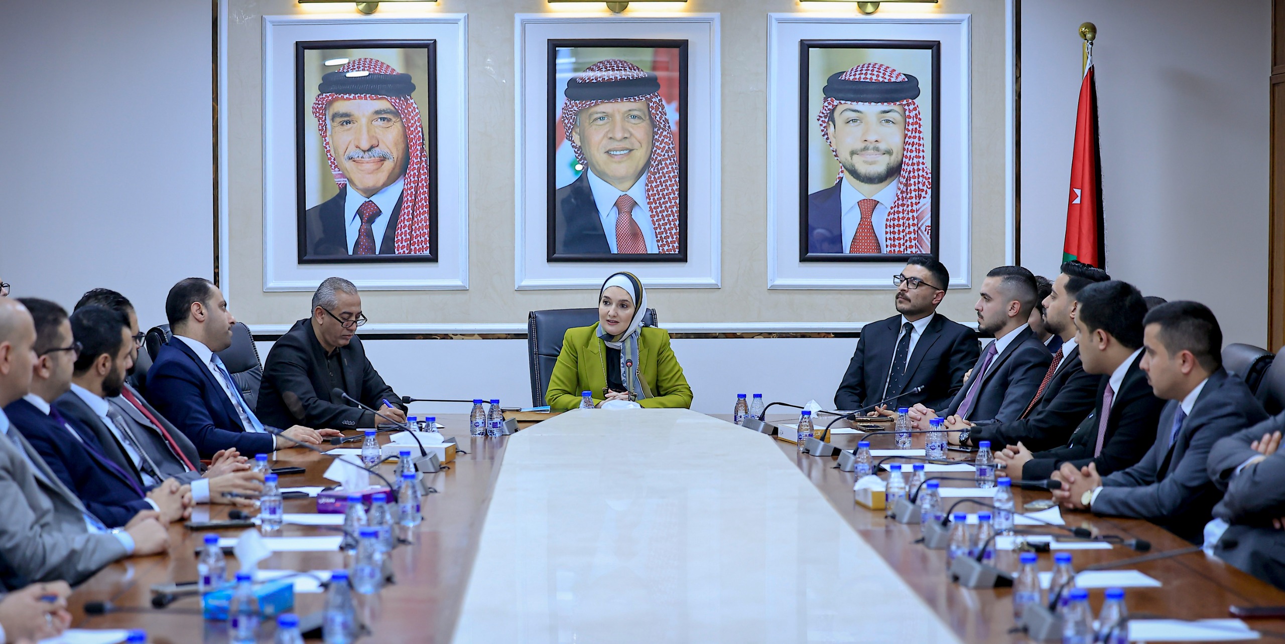 النائب تمارا ناصر الدين تلتقي طلبة المعهد القضائي وتؤكد أهمية ترسيخ المسار الديمقراطي 