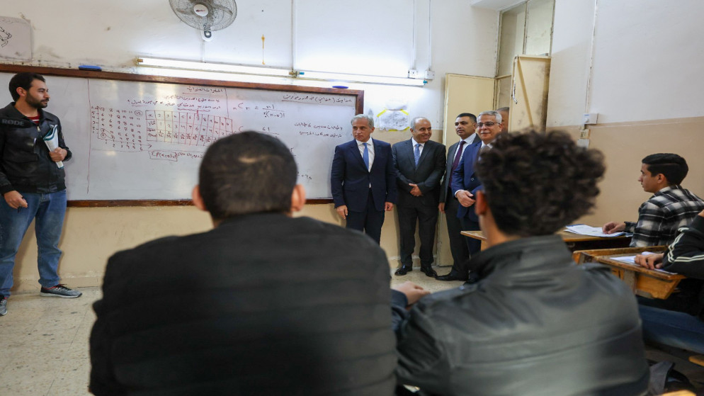 حسان يوجِّه بإجراء توسعة وصيانة شاملة لمدرسة إربد الثانوية للبنين