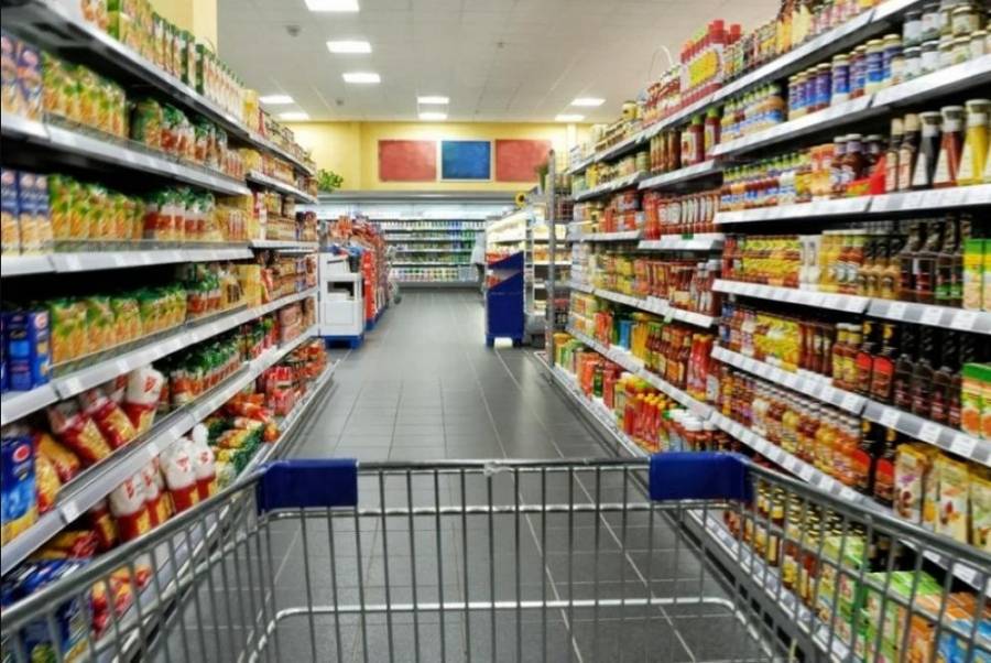 عمرو: لم تطرأ ارتفاعات على أسعار المواد الغذائية