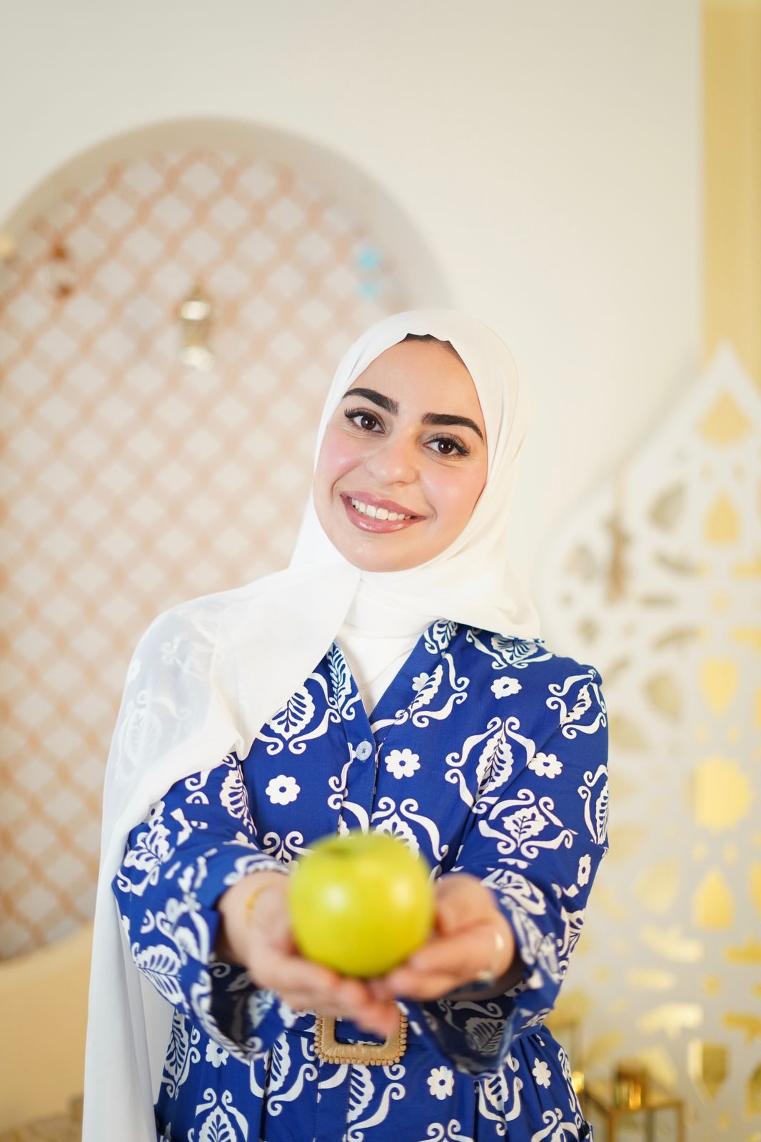 أخصائية التغذية يارا جهاد: التوتر يُبطئ الهضم ويؤدي لحرقة المعدة والإمساك ويُفاقم مشاكل القولون العصبي