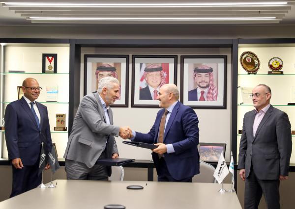 العبدلي يطلق أول محطة شحن كهربائي متطورة بالشراكة مع Grasen العالمية و"الوطنية العربية للسيارات"