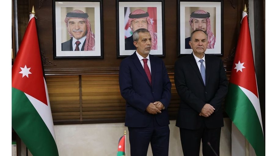 50 محاميا يؤدون اليمين القانونية أمام وزير العدل  
