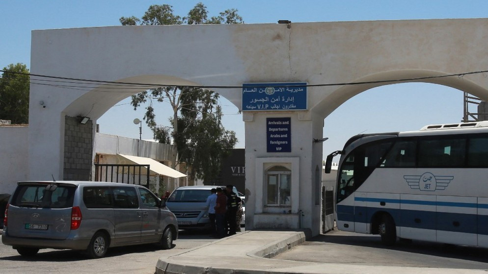 تعديل ساعات العمل عبر جسر الملك حسين الخميس المقبل