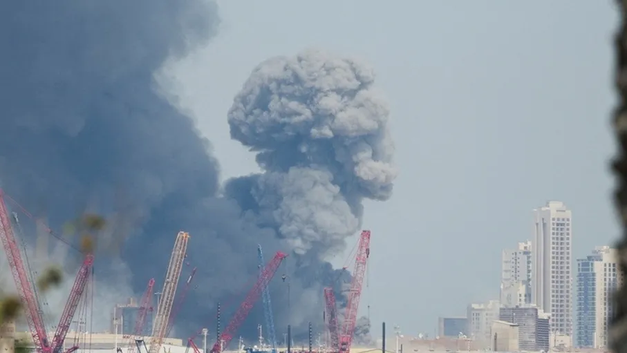 البحرين: 32 إصابة بينها 4 حالات حرجة إثر هجوم مسيرة إيرانية