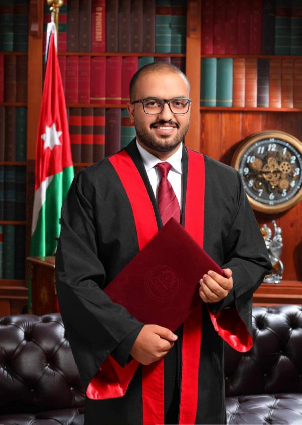 أحمد عبدالله زعل الحنيني  ..  مبارك التخرج