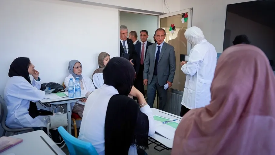 حسان يوجه بدعم الأكاديمية الأردنية للسياحة والفندقة للتوسع في برامجها  